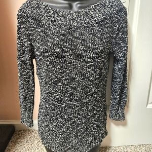 New York & Company Black and White Crew Neck Sweater
